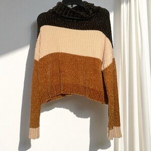 Striped Super Soft Cowl Turtle Neck Sweater Size Large